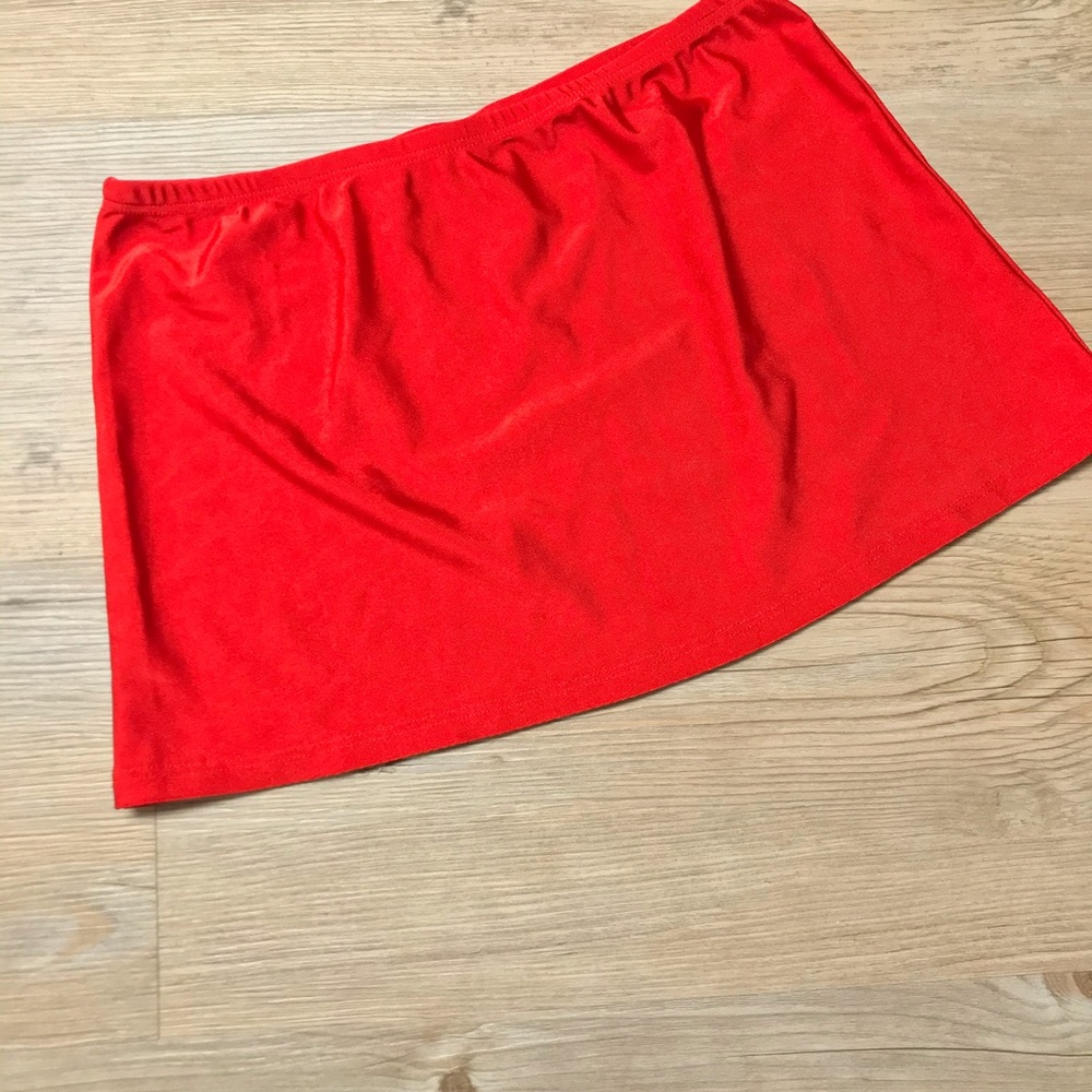 BRIGHT RED MINI SKIRT